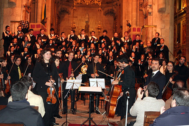 Thumbnail da galeria Concerto de Natal Coro Académico